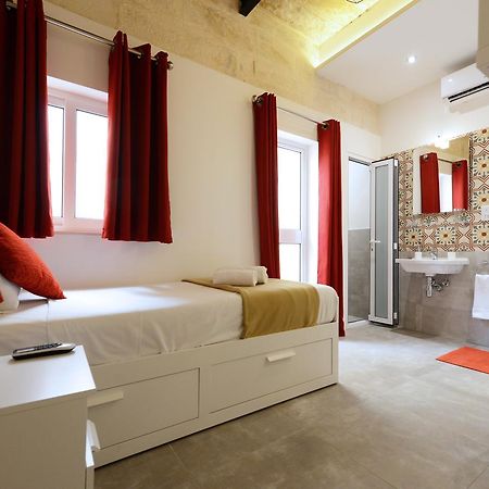 Vallettastay Lovely House Private Rooms Extérieur photo